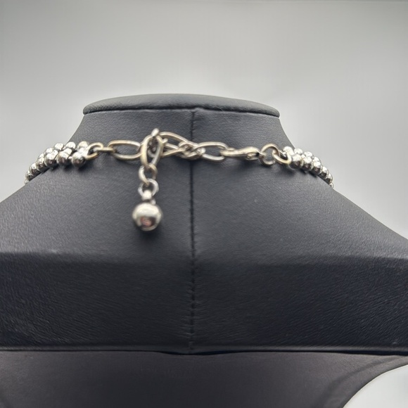 Silver tone chunky rhinestone cluster statement bib necklace y2K artsy art deco - Picture 8 of 12